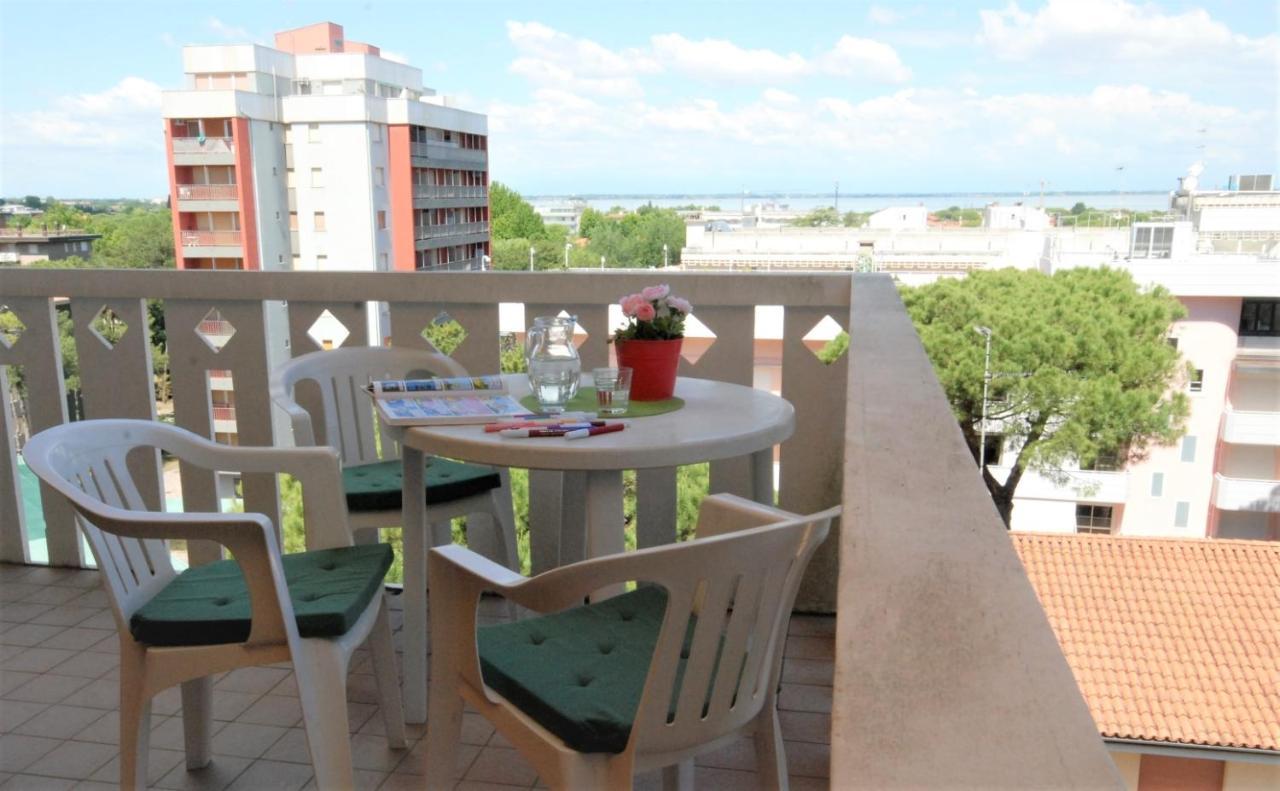 Appartamenti Lucerna Lignano Sabbiadoro Exterior foto